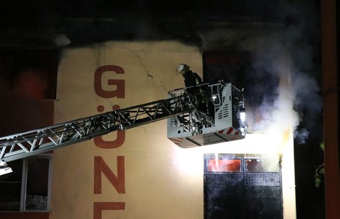 İzmir'de ambalaj imalathanesinde yangın