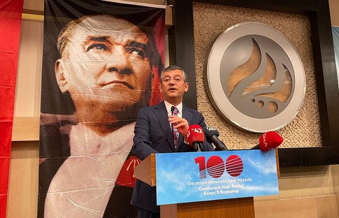 CHP Grup Başkanı Özel: Yeniden umut olmak zorundayız