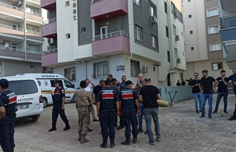 Uyuşturucu baskını yapılan evden ateş açıldı: 1 şehit, 1 yaralı