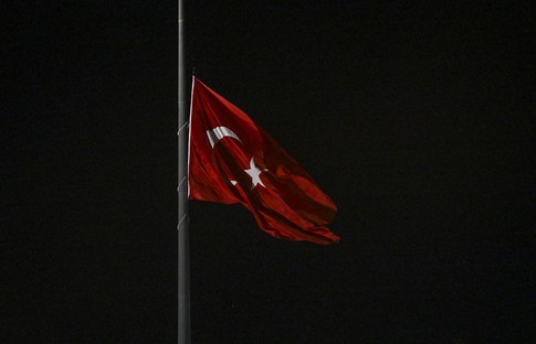 Türkiye'de 3 günlük milli yas ilan edildi
