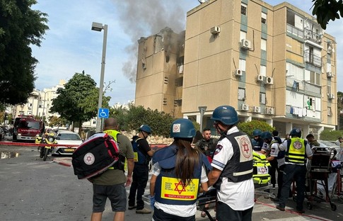 Tel Aviv'e roket saldırısı