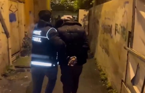 İstanbul ve Bursa'da uyuşturucu operasyonu: 156 kişi gözaltında