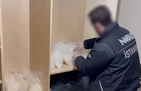 8 kentte operasyon: 1.7 ton uyuşturucu ele geçirildi