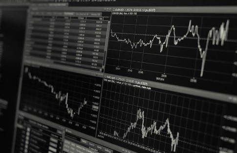 OECD: Enerji dönüşüm hızı büyümede ılımlı düşüşe yol açacak