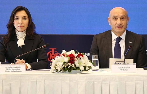 Türk Lirası'na geçiş zamanı gelmiştir