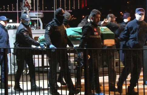Kız arkadaşını kurtarmak için denize atladı, cesedi 3 ay sonra bulundu