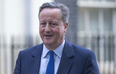 David Cameron, Putin'i hedef aldı: Bu, demokrasi değil