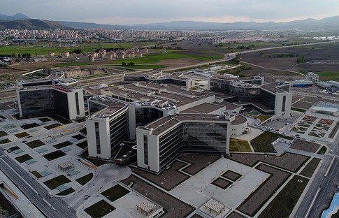 BLOOMBERG’E SES GETİRECEK AÇIKLAMA
