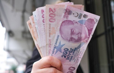 Faizsiz evlilik kredisine ilk gün yapılan başvuru sayısı açıklandı