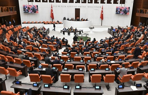 Meclis yarın açılıyor: Gündemde önemli maddeler var