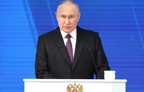 Putin'den kritik onay
