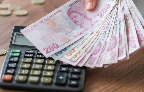 Emekliye 3 bin TL bayram ikramiyesi Resmi Gazete'de yayımlandı