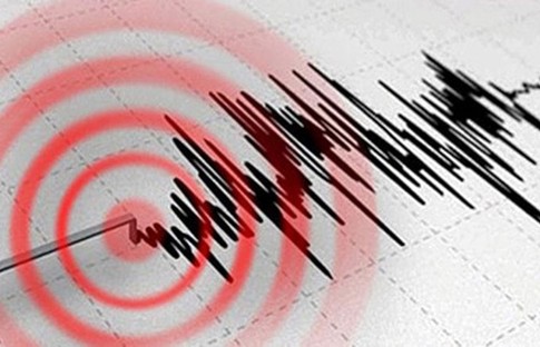 Çanakkale'de 4.9 büyüklüğünde deprem!