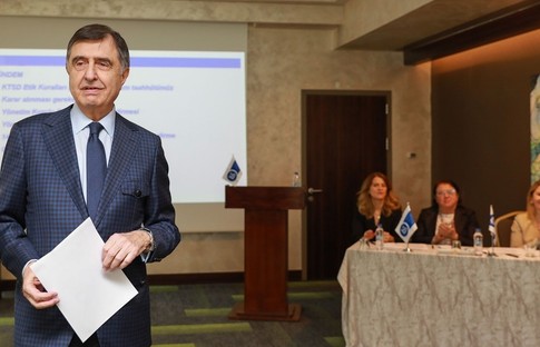 Ahmet Pura, KTSD Başkanlığına yeniden seçildi