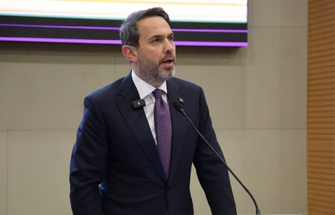 Bakan Bayraktar: Türkiye enerjide çok büyük bir fatura ödüyor