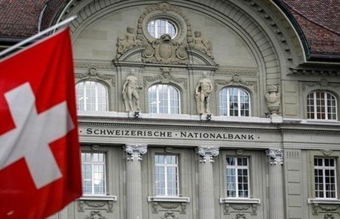 "İsviçre Merkez Bankası negatif faize dönebilir"