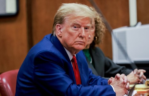 Trump, 'sus payı' davası sonrası Biden'dan 56 milyon dolar fazla bağış topladı