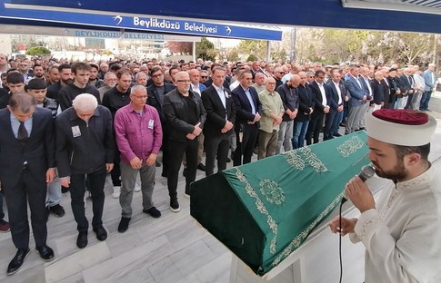 Faruk Ağabey'i son yolculuğuna uğurladık