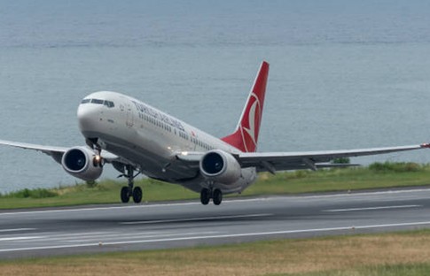 Uçak biletlerinde tavan fiyata zam geldi
