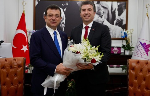 İmamoğlu: Tarihe geçmenin bir aşamasındayız