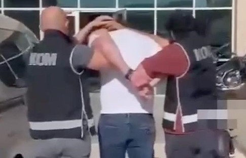 Kırmızı bültenle aranan şüpheli Antalya'da yakalandı