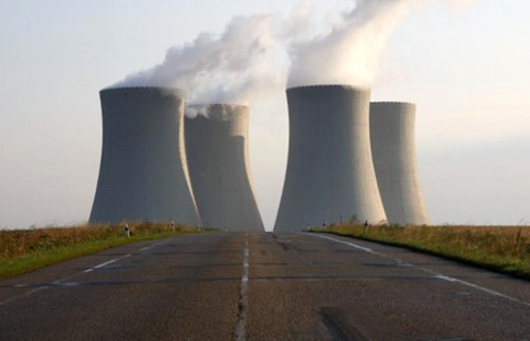 Rusya ile Özbekistan, nükleer enerji santrali anlaşmasını imzaladı