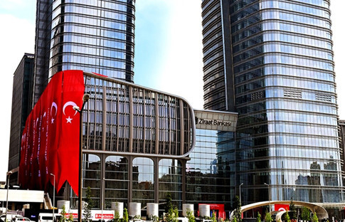 Ziraat Katılım, İFM’deki yeni genel merkezine taşındı