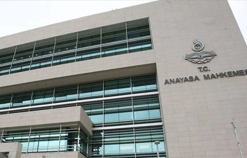 AYM'den çalışanların sendikal hakları için kritik karar