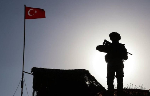 MSB duyurdu! Yunanistan'a kaçmaya çalışan 5'i terör örgütü mensubu 9 kişi yakalandı