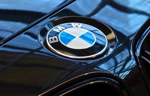 BMW'nin hisselerinde sert düşüş!