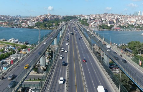 İstanbullular dikkat! Haliç Köprüsü metrobüs yolu yenileniyor