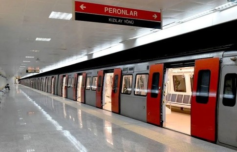 Başkent'te aşırı sıcak nedeniyle Kızılay-Koru Metro hattı durdu