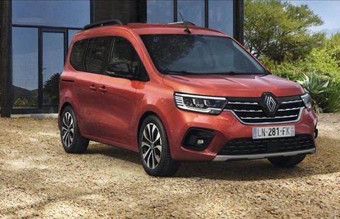 Renault, yeni Kangoo Multix’i Türkiye’de satışa sundu: İşte yeni modelin satış fiyatı