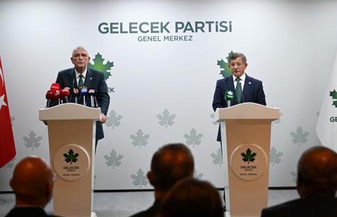 Davutoğlu AK Parti'ye seslendi