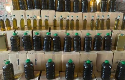 Aydın'da 3 ton 980 kilogram sahte zeytinyağı ele geçirildi