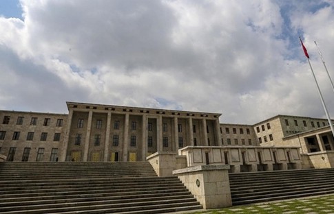 Meclis'te yeni güvenlik önlemleri devreye girecek