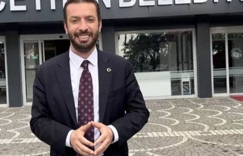 Ceyhan Belediye Başkanı'na hapis ve siyasi yasak kararı