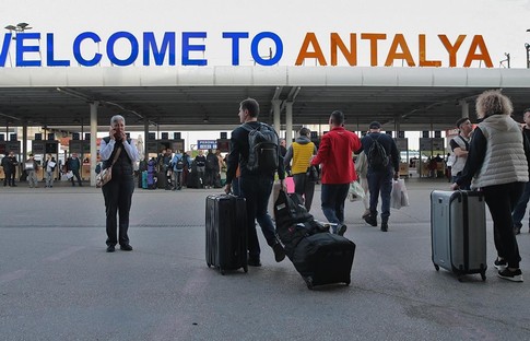 Antalya'dan tüm zamanların en iyi turizm rekoru