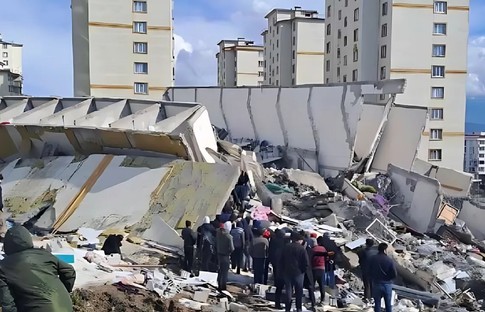 Depremde 69 kişi hayatını kaybetmişti: Güneşli Kocabaş Sitesi davasında karar çıktı