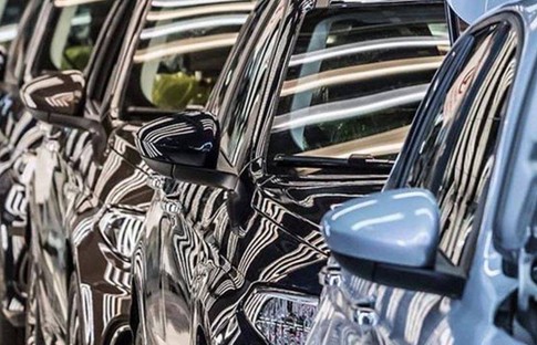Otomotiv pazarı ekimde yüzde 4 daraldı