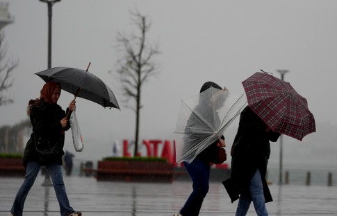 AKOM açıkladı: İşte fırtına ve yağışın İstanbul'a bilançosu