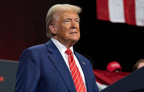 TRUMP'A SOĞUK DUŞ!