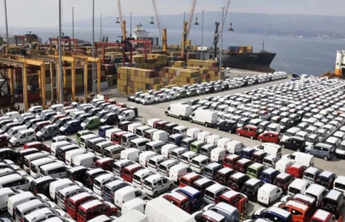 Kamyon ve kamyonet ihracatı 2023'ü solladı! Rekora yaklaşıldı