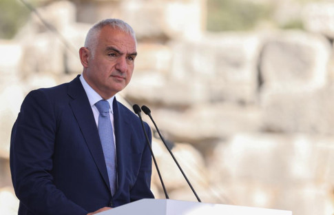 Kültür ve Turizm Bakanı Ersoy: Bu sene 64 milyar dolar gelir hedefliyoruz