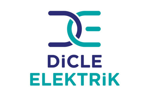 Dicle Elektrik: Yağmurlu havada kaçak elektrik kullanarak tarlasını suladı!