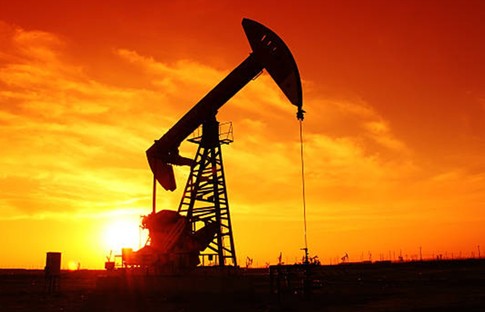 IEA, 2025 küresel petrol talebi artış tahminini hafif yükseltti