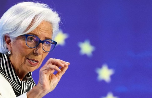 ECB Başkanı uyardı: Büyümeye yönelik riskler artıyor