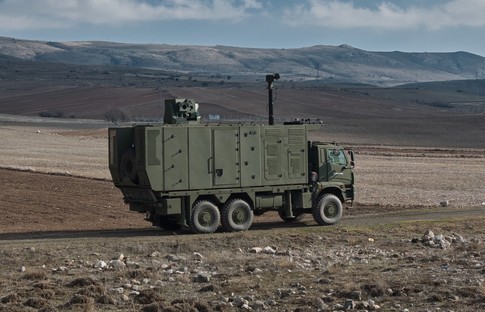 ASELSAN’ın lazer silahı GÖKBERK “hızlı dronları” da imha etti