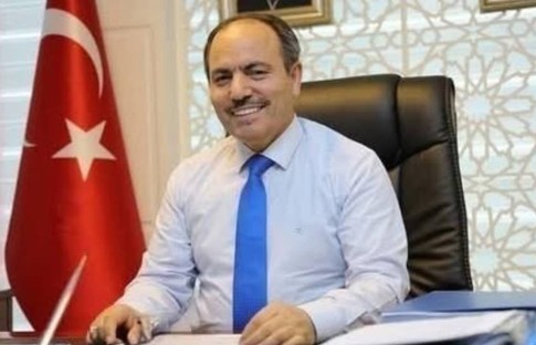 Pamukkale Üniversitesi'nde Ahmet Kutluhan devri sona erdi, yerine Prof. Dr. Mahmud Güngör atandı