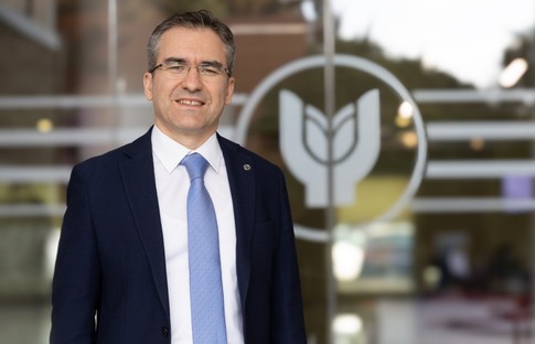 Yaşar Üniversitesi Rektör Yardımcısı Yiğit Kazançoğlu: “Lojistiğin geleceği dijital dönüşüm”